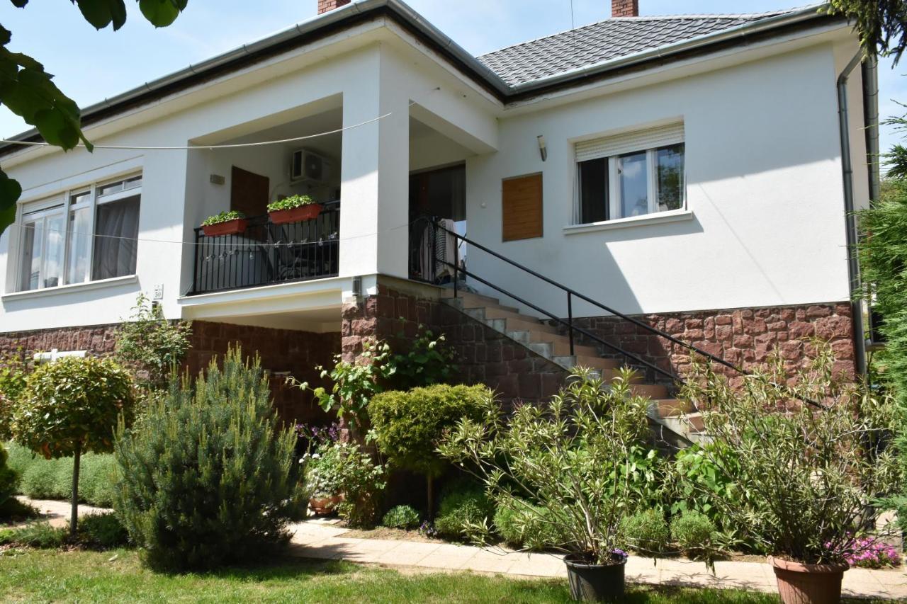 Levendula Apartmanhaz Badacsonytomaj Exterior photo
