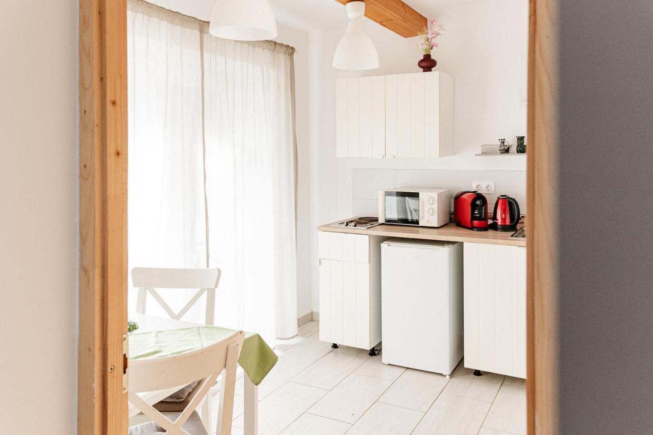 Levendula Apartmanhaz Badacsonytomaj Exterior photo